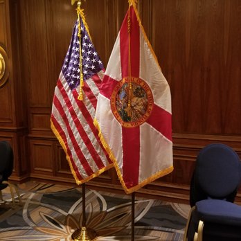 The Florida Africa Chamber of Commerce is a strategic business platform dedicated to strengthening trade, investment, innovation, and institutional cooperation between the State of Florida and African markets.
