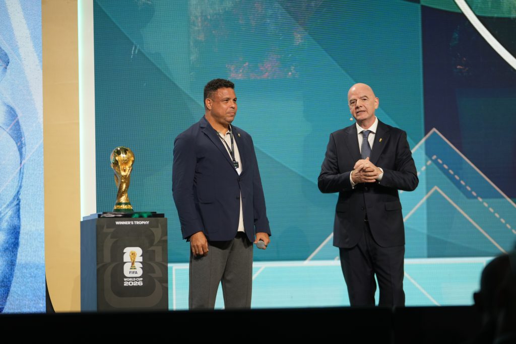 From left to right: Ronaldo Luís Nazário de Lima—Ronaldo “O Fenômeno,” two-time World Cup champion and two-time Ballon d’Or winner; Gianni Infantino, President of FIFA at FII PRIORITY MIAMI 2026